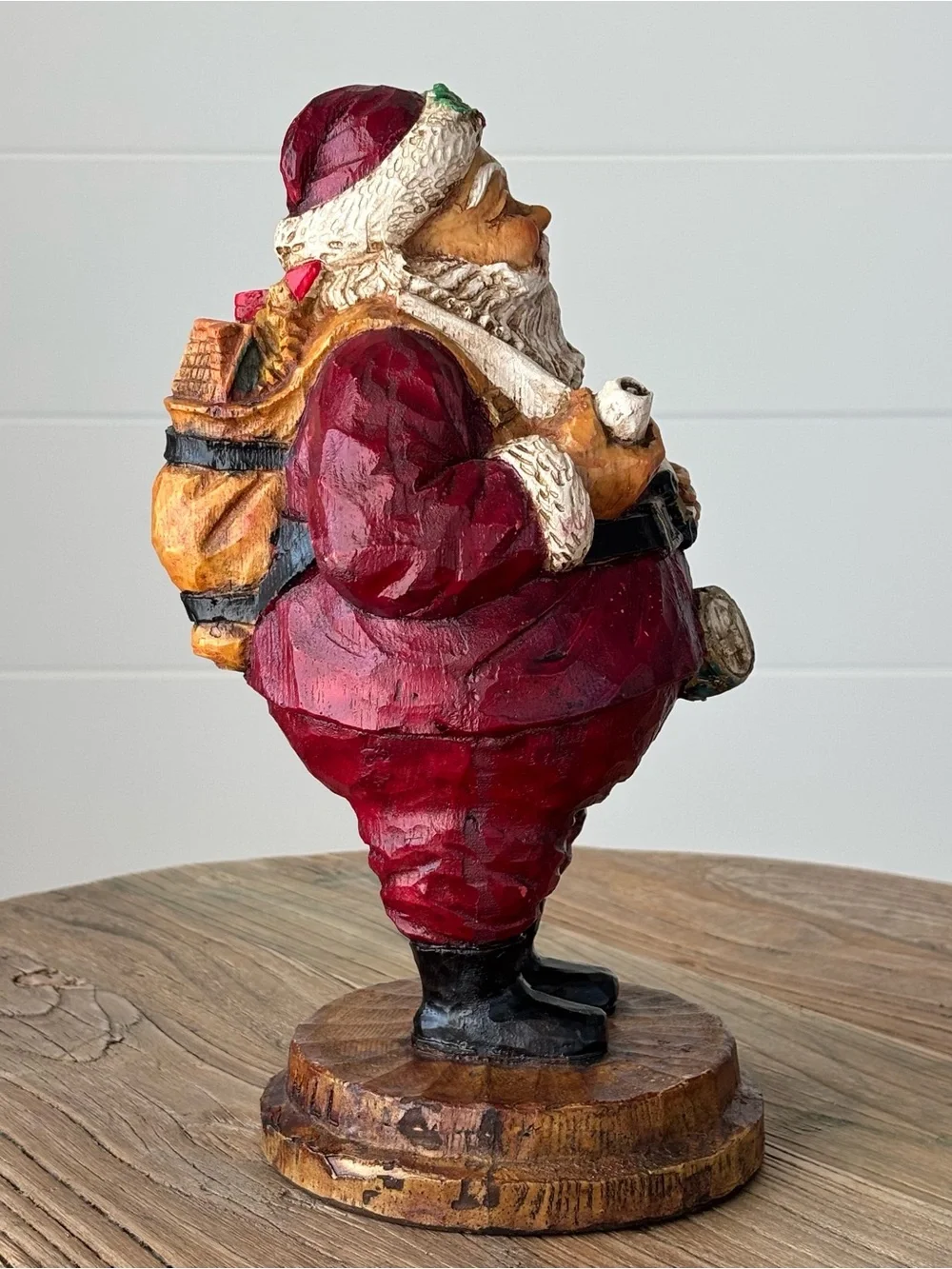 Vintage 1987 Resin painted Duncan Hill Holiday Santa